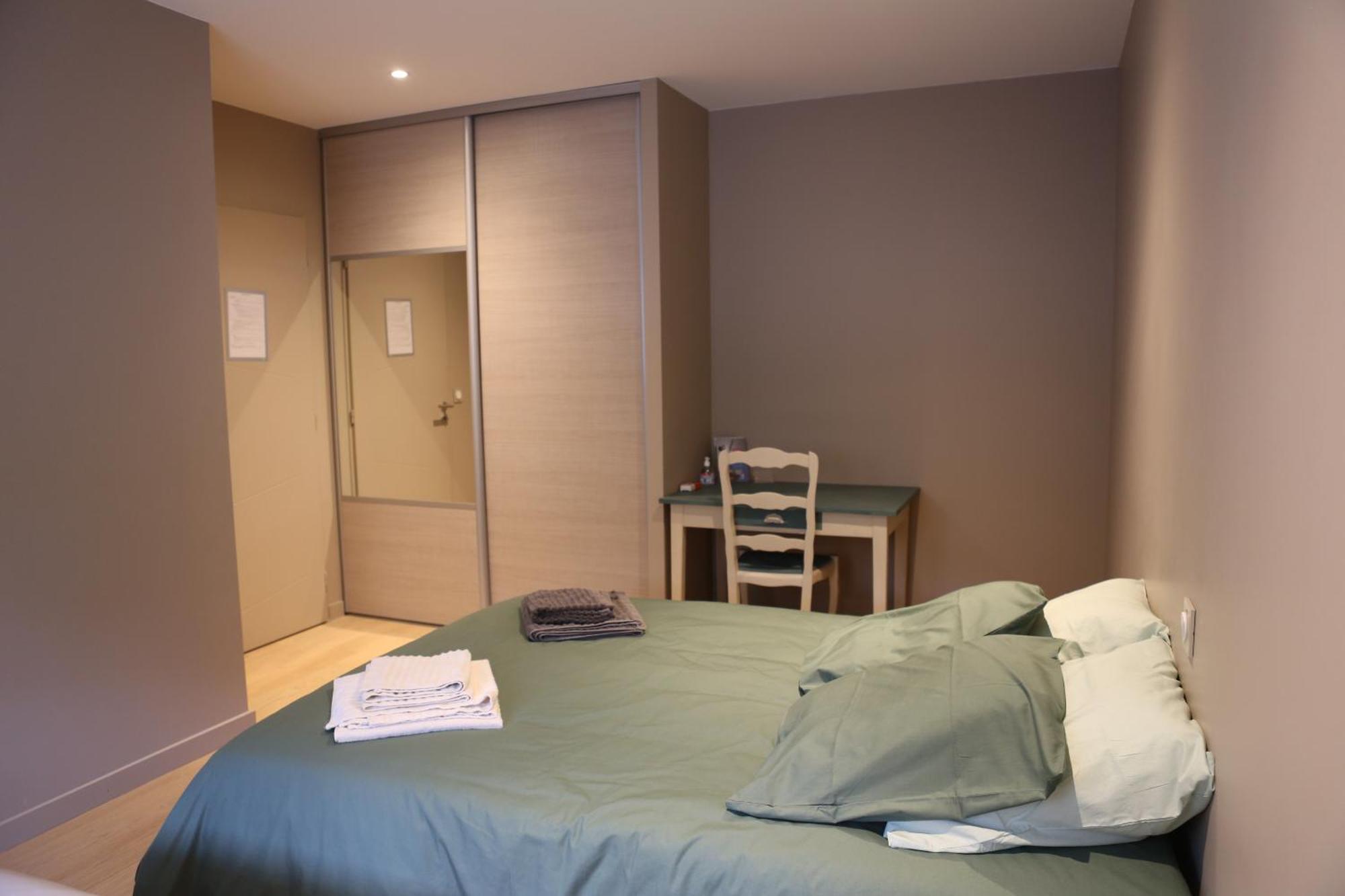 Chambres Avec Salle De Bain Et Petit Dejeuner Chez Jp&Josy Saint-Aubin-de-Médoc Exteriör bild